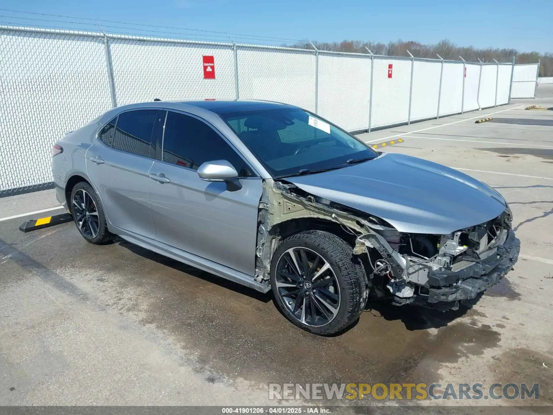 1 Photograph of a damaged car 4T1BZ1HK7KU025866 TOYOTA CAMRY 2019