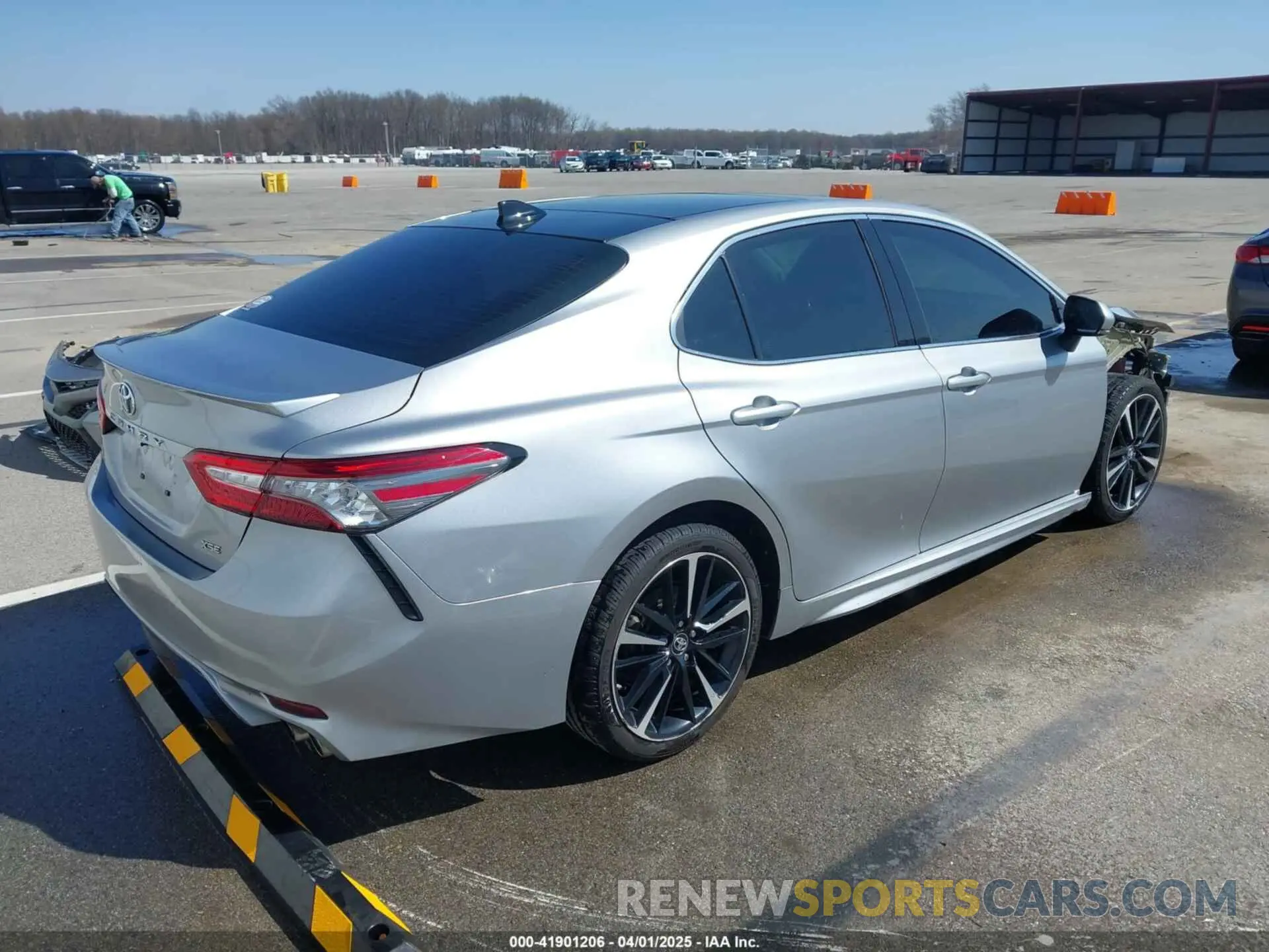 4 Photograph of a damaged car 4T1BZ1HK7KU025866 TOYOTA CAMRY 2019