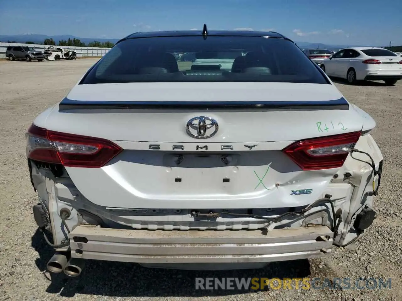 6 Photograph of a damaged car 4T1BZ1HK7KU027049 TOYOTA CAMRY 2019