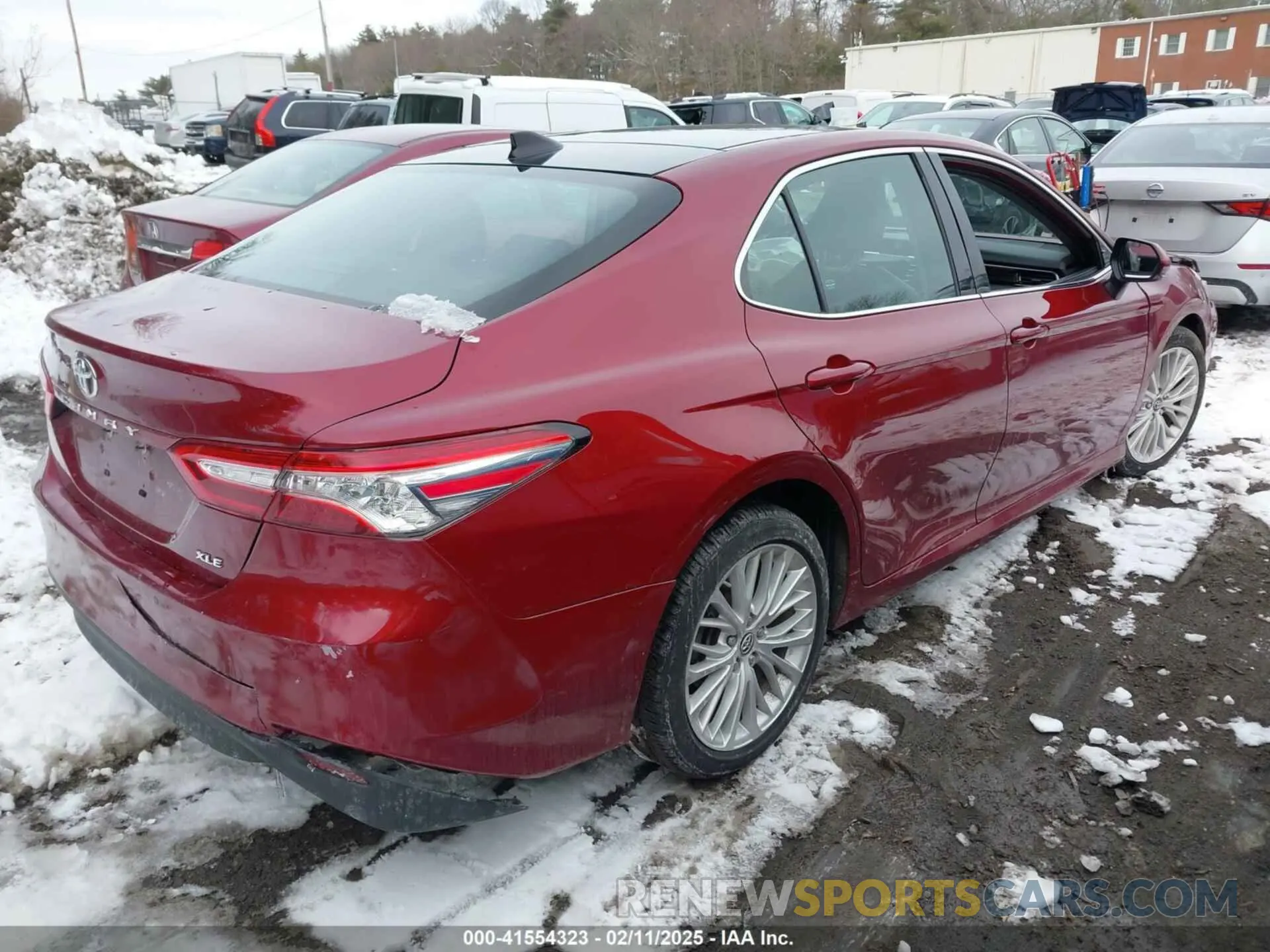 4 Photograph of a damaged car 4T1BZ1HK7KU027200 TOYOTA CAMRY 2019