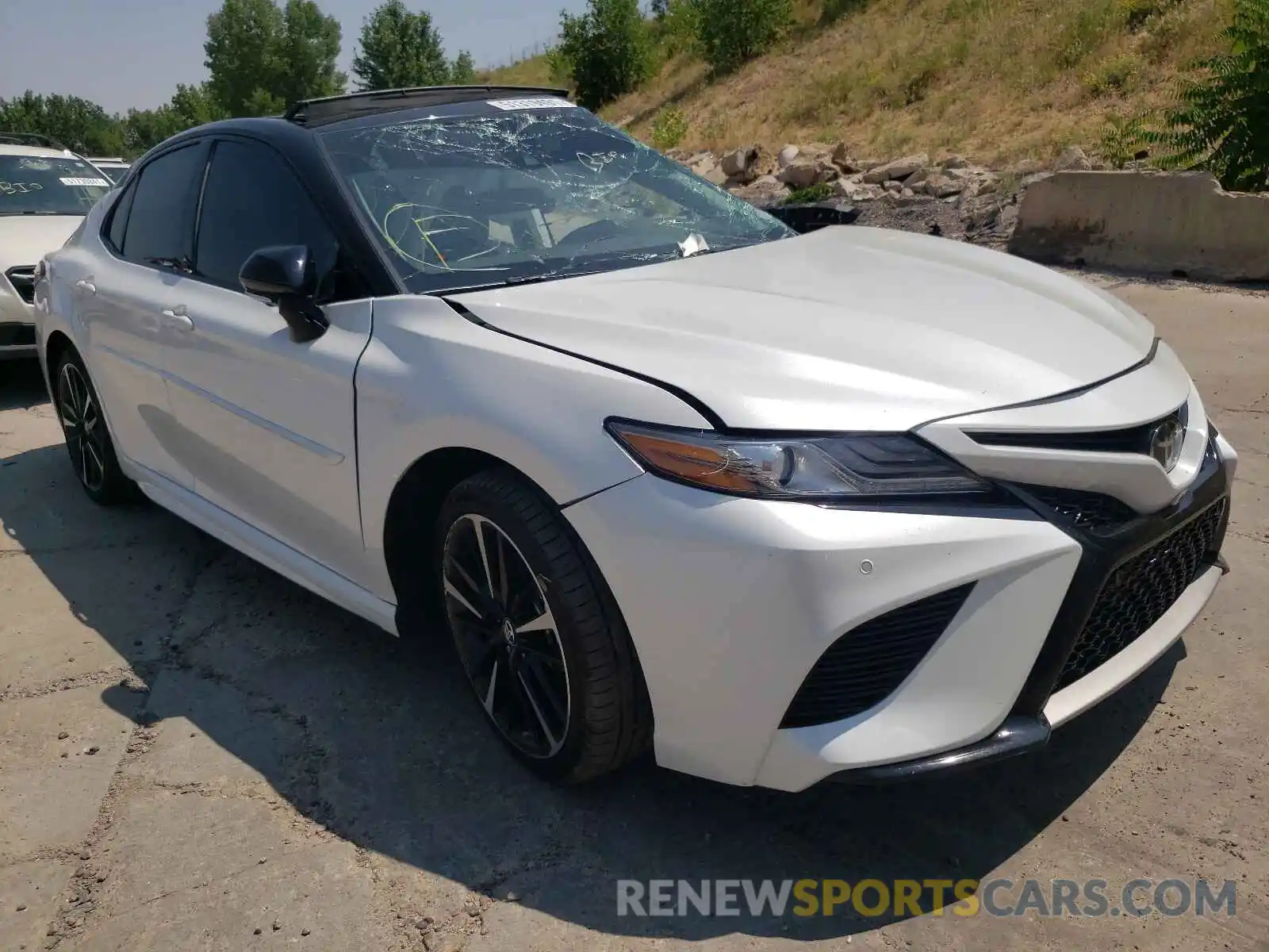 1 Photograph of a damaged car 4T1BZ1HK7KU028380 TOYOTA CAMRY 2019