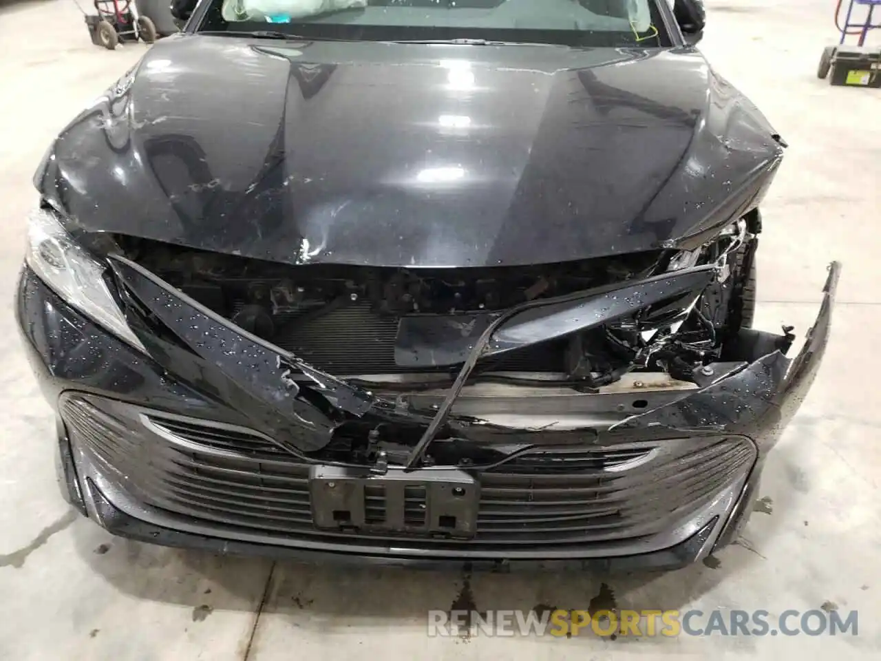 9 Photograph of a damaged car 4T1BZ1HK7KU028816 TOYOTA CAMRY 2019