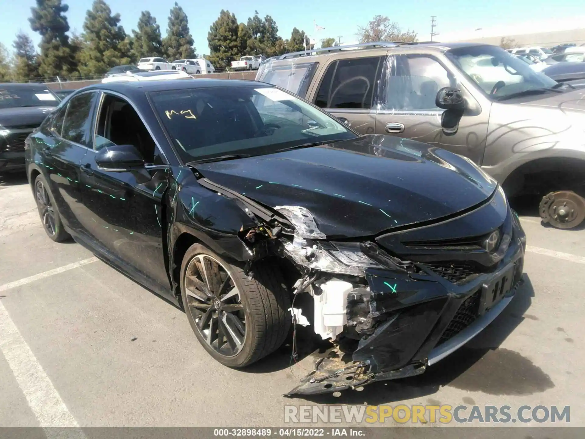 1 Photograph of a damaged car 4T1BZ1HK7KU031280 TOYOTA CAMRY 2019