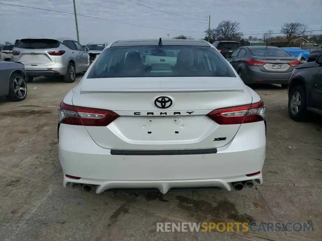 6 Photograph of a damaged car 4T1BZ1HK7KU031652 TOYOTA CAMRY 2019