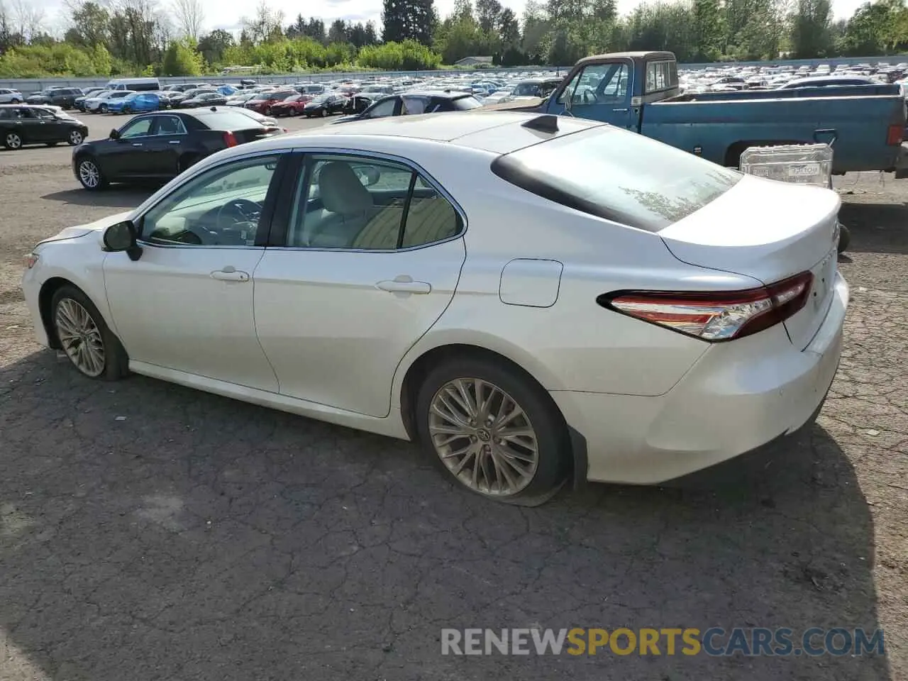 2 Photograph of a damaged car 4T1BZ1HK7KU507351 TOYOTA CAMRY 2019