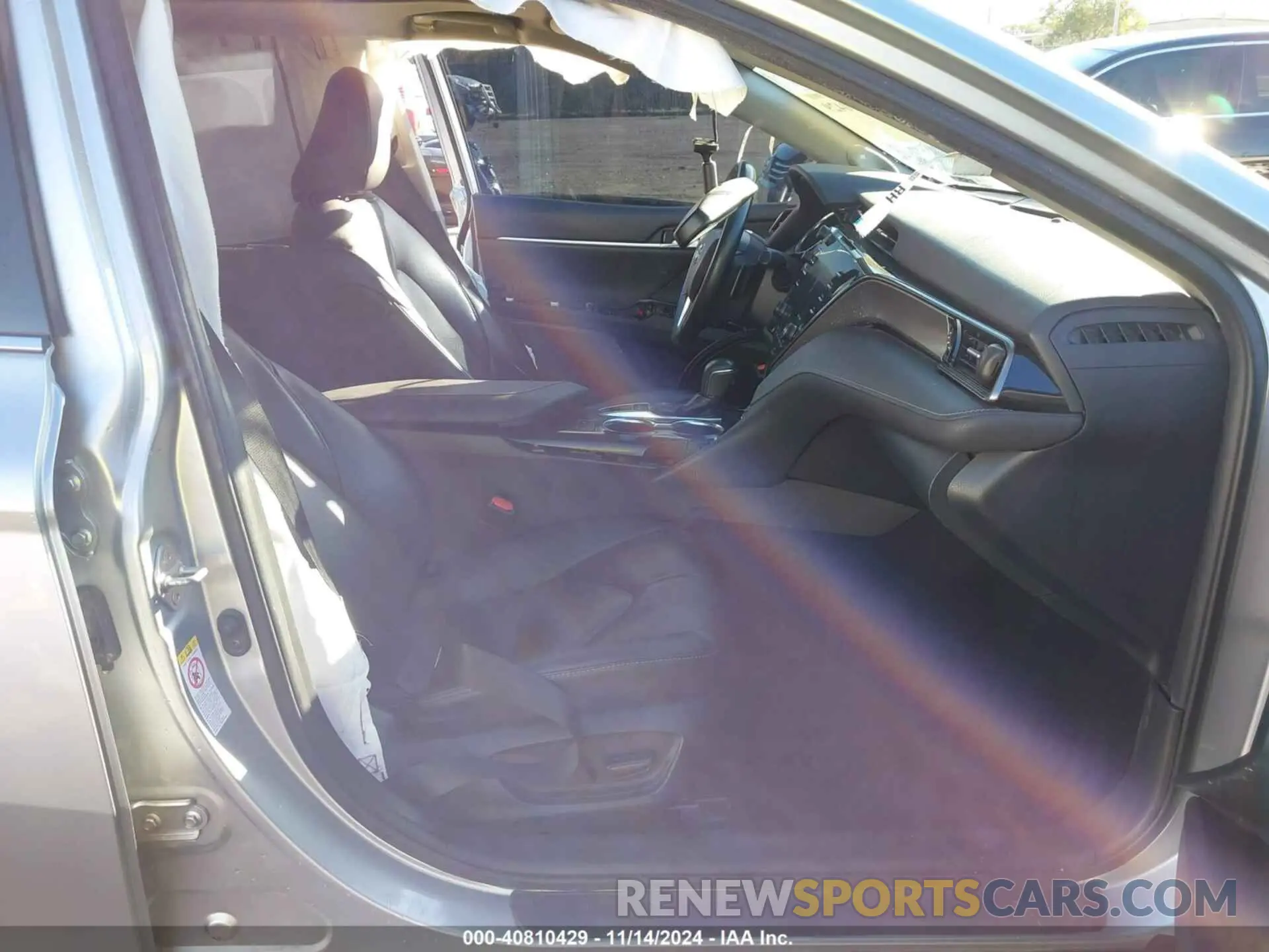 5 Photograph of a damaged car 4T1BZ1HK8KU023768 TOYOTA CAMRY 2019