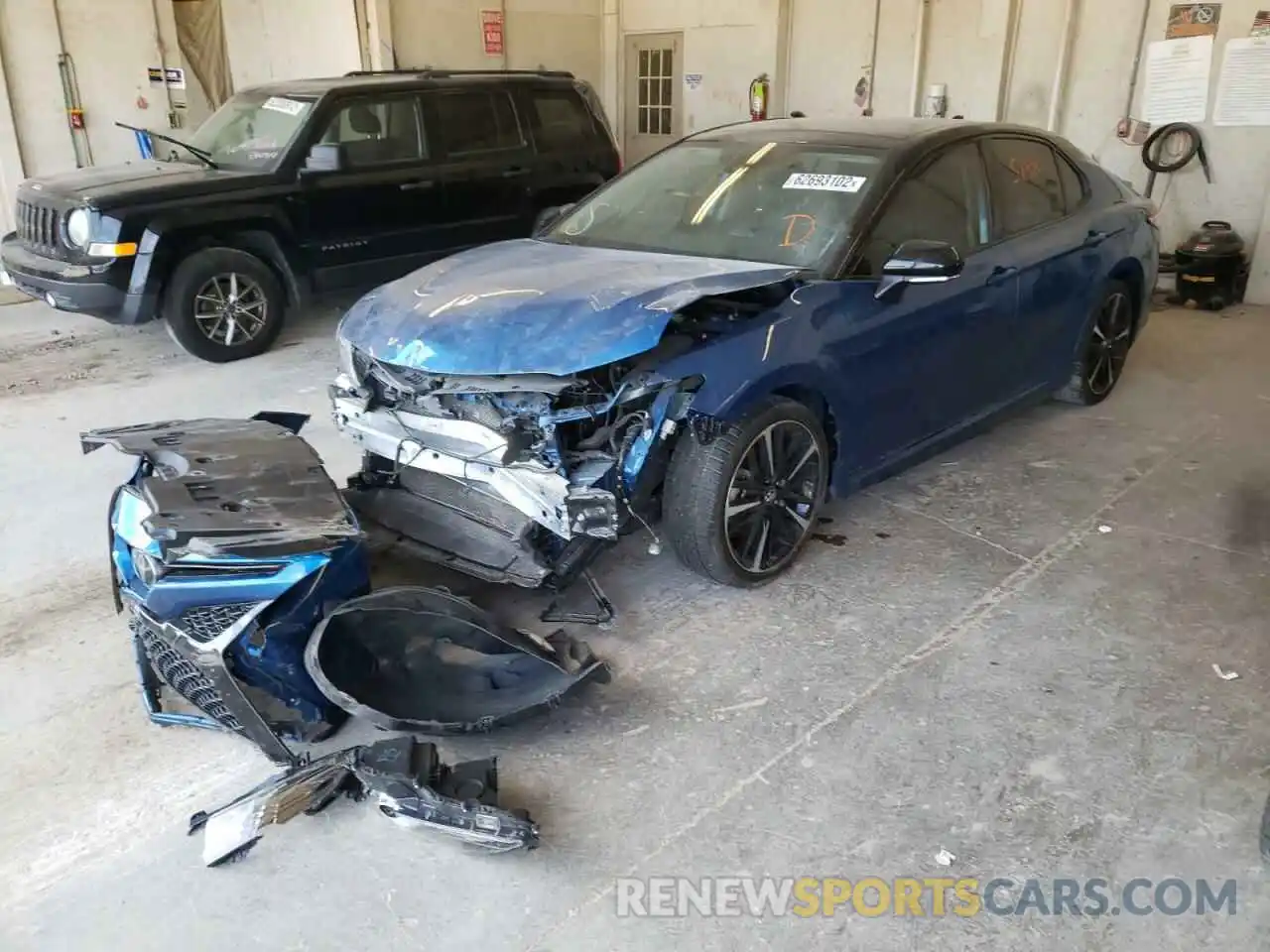 2 Photograph of a damaged car 4T1BZ1HK8KU025262 TOYOTA CAMRY 2019