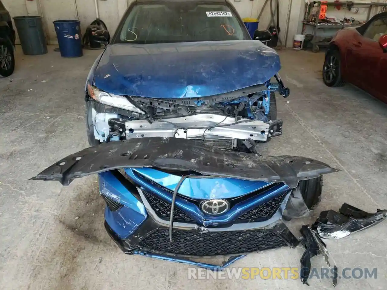 9 Photograph of a damaged car 4T1BZ1HK8KU025262 TOYOTA CAMRY 2019