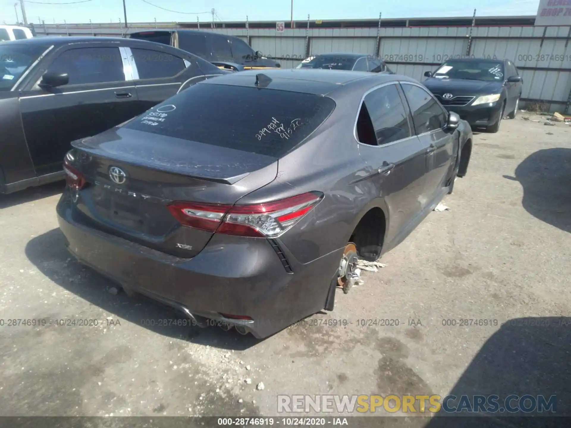 4 Photograph of a damaged car 4T1BZ1HK8KU027383 TOYOTA CAMRY 2019