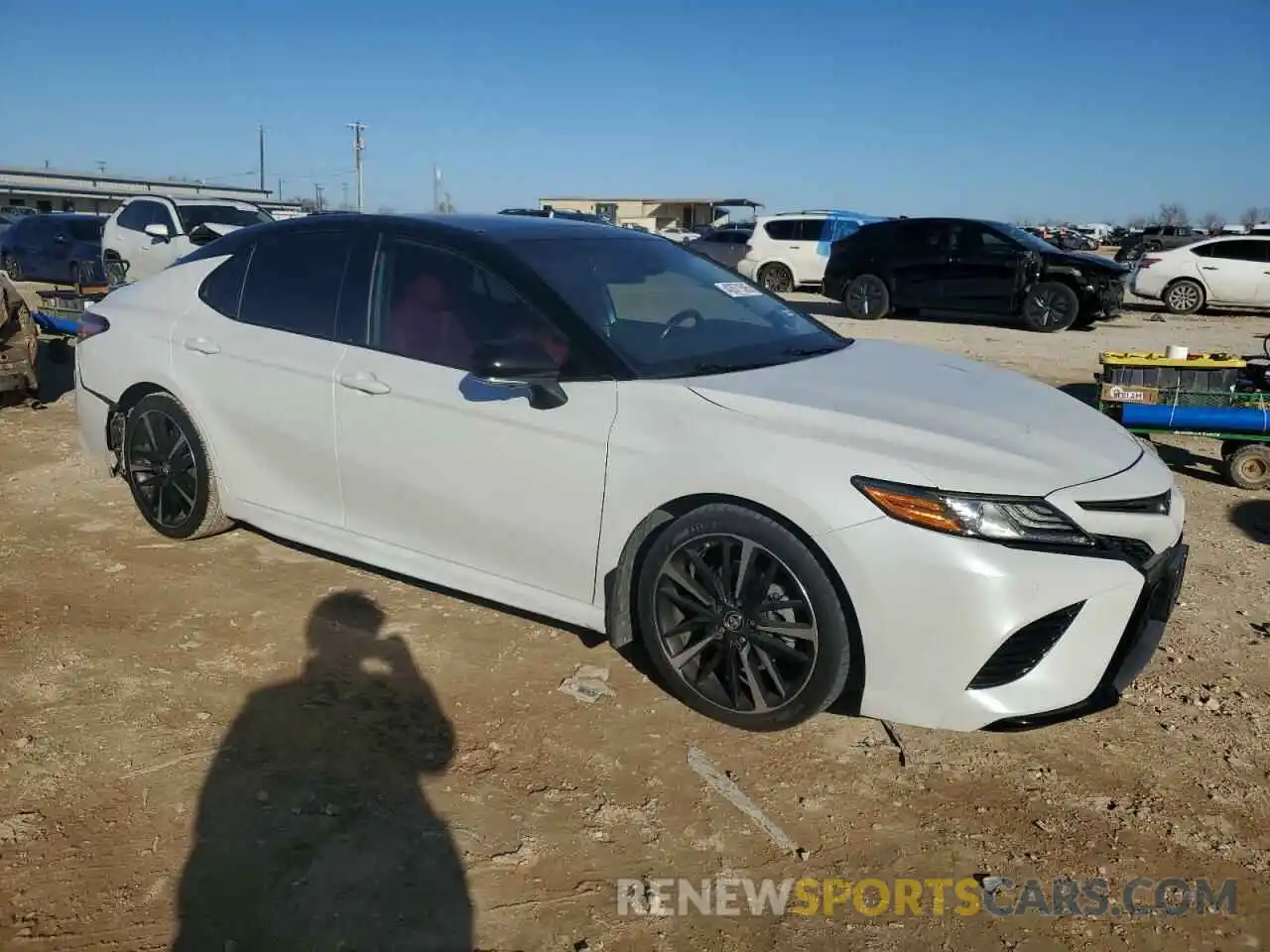 4 Photograph of a damaged car 4T1BZ1HK8KU027979 TOYOTA CAMRY 2019