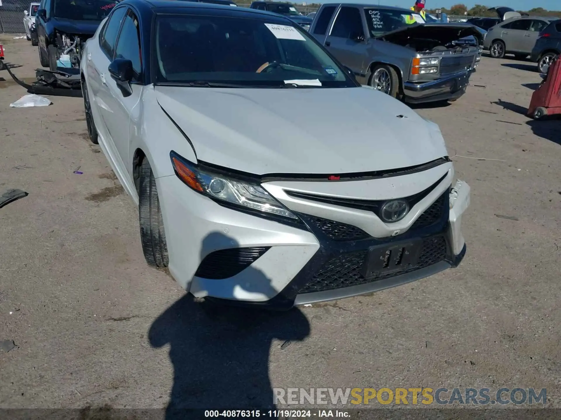 6 Photograph of a damaged car 4T1BZ1HK8KU028789 TOYOTA CAMRY 2019