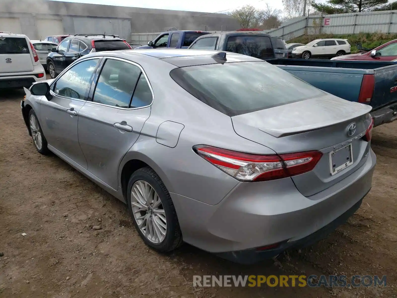 3 Photograph of a damaged car 4T1BZ1HK8KU029439 TOYOTA CAMRY 2019