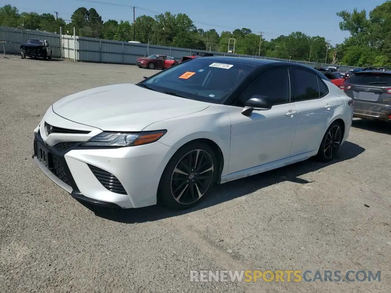 1 Photograph of a damaged car 4T1BZ1HK8KU032275 TOYOTA CAMRY 2019