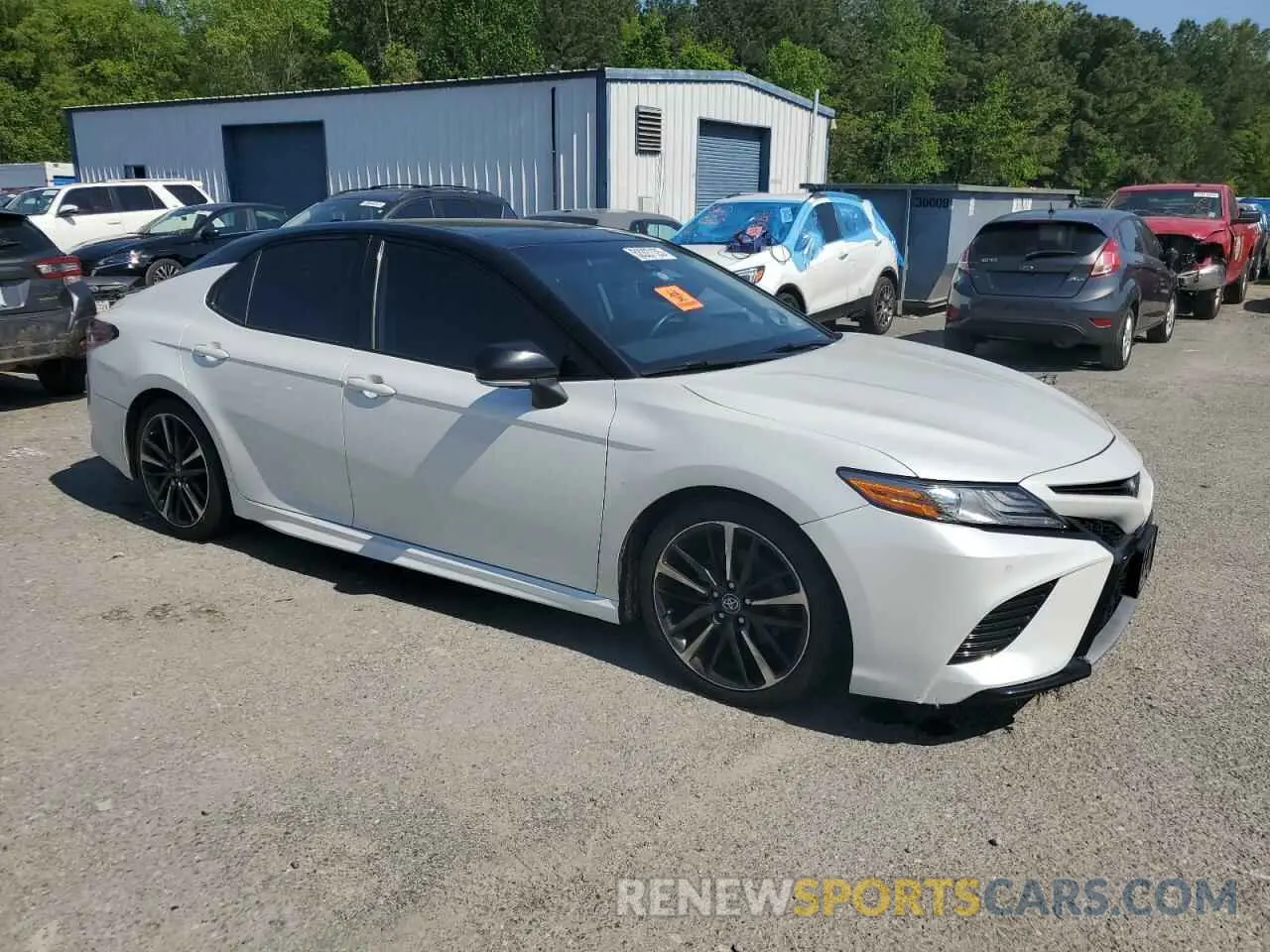 4 Photograph of a damaged car 4T1BZ1HK8KU032275 TOYOTA CAMRY 2019