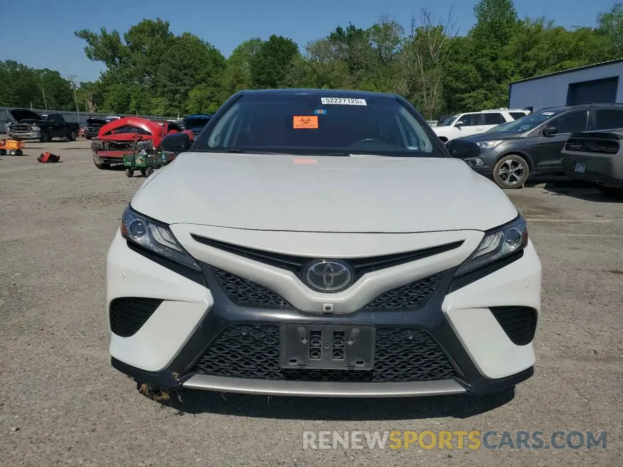 5 Photograph of a damaged car 4T1BZ1HK8KU032275 TOYOTA CAMRY 2019