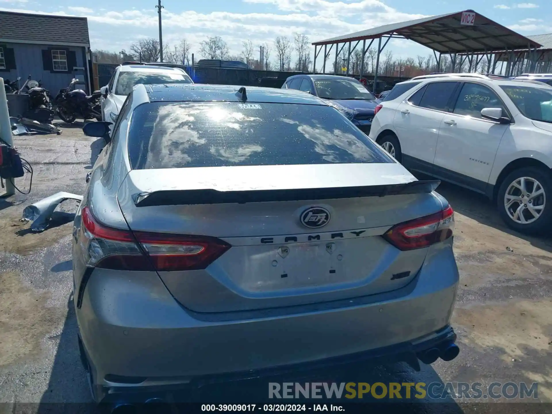 16 Photograph of a damaged car 4T1BZ1HK8KU033152 TOYOTA CAMRY 2019