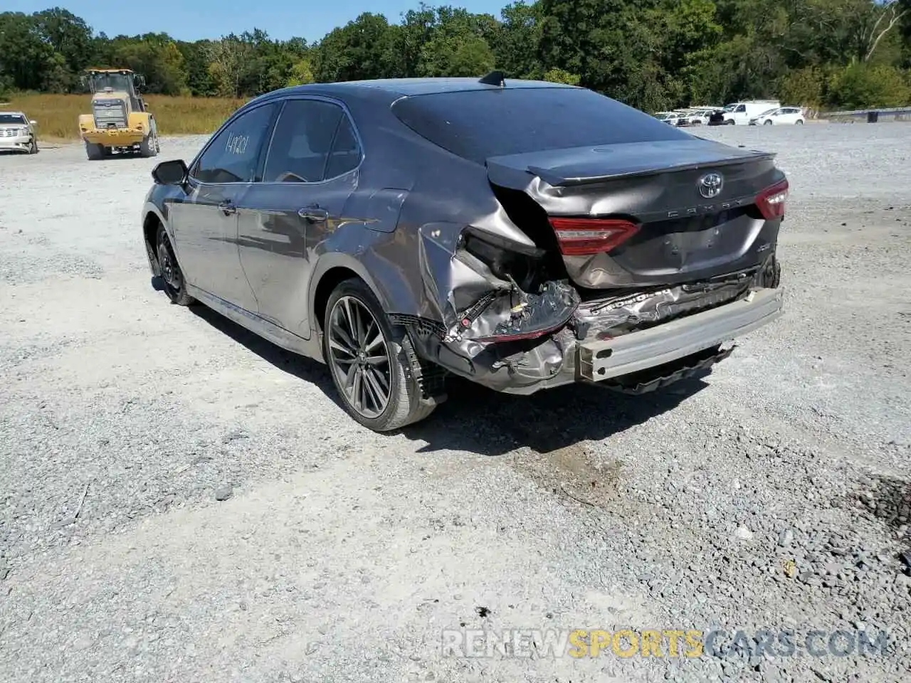 3 Photograph of a damaged car 4T1BZ1HK9KU023696 TOYOTA CAMRY 2019