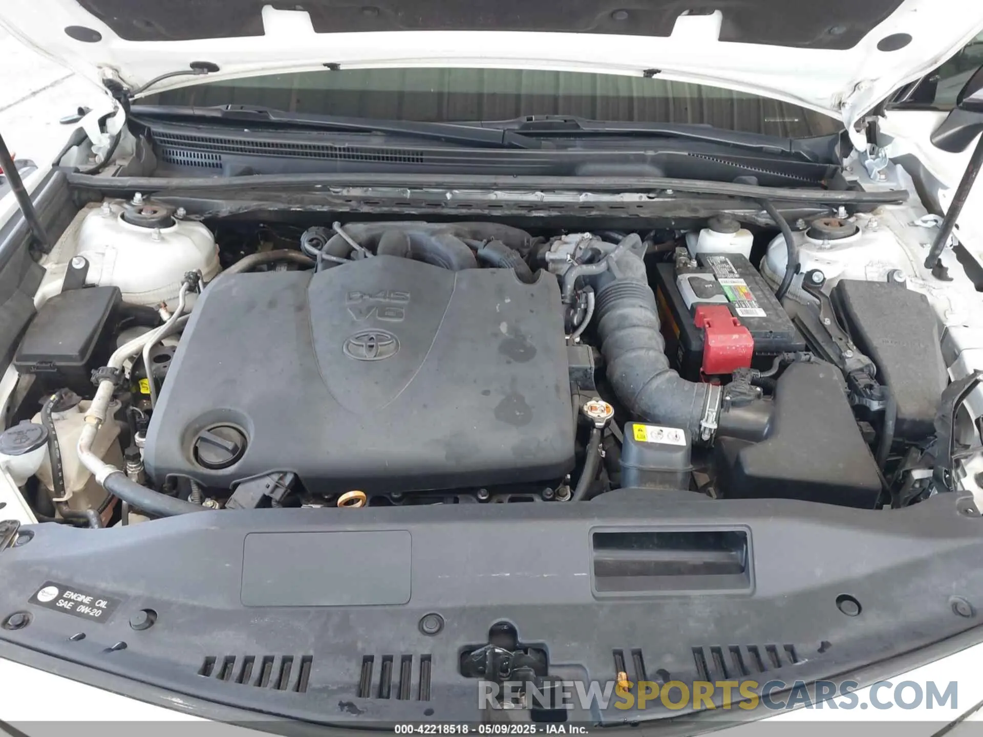 10 Photograph of a damaged car 4T1BZ1HK9KU023858 TOYOTA CAMRY 2019