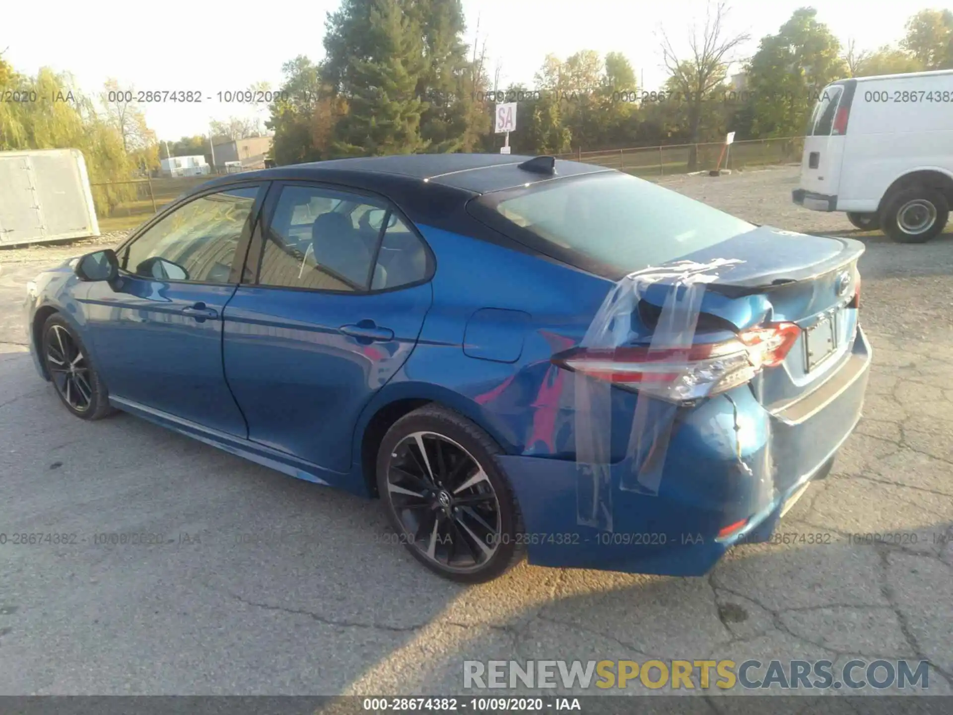 3 Photograph of a damaged car 4T1BZ1HK9KU024797 TOYOTA CAMRY 2019