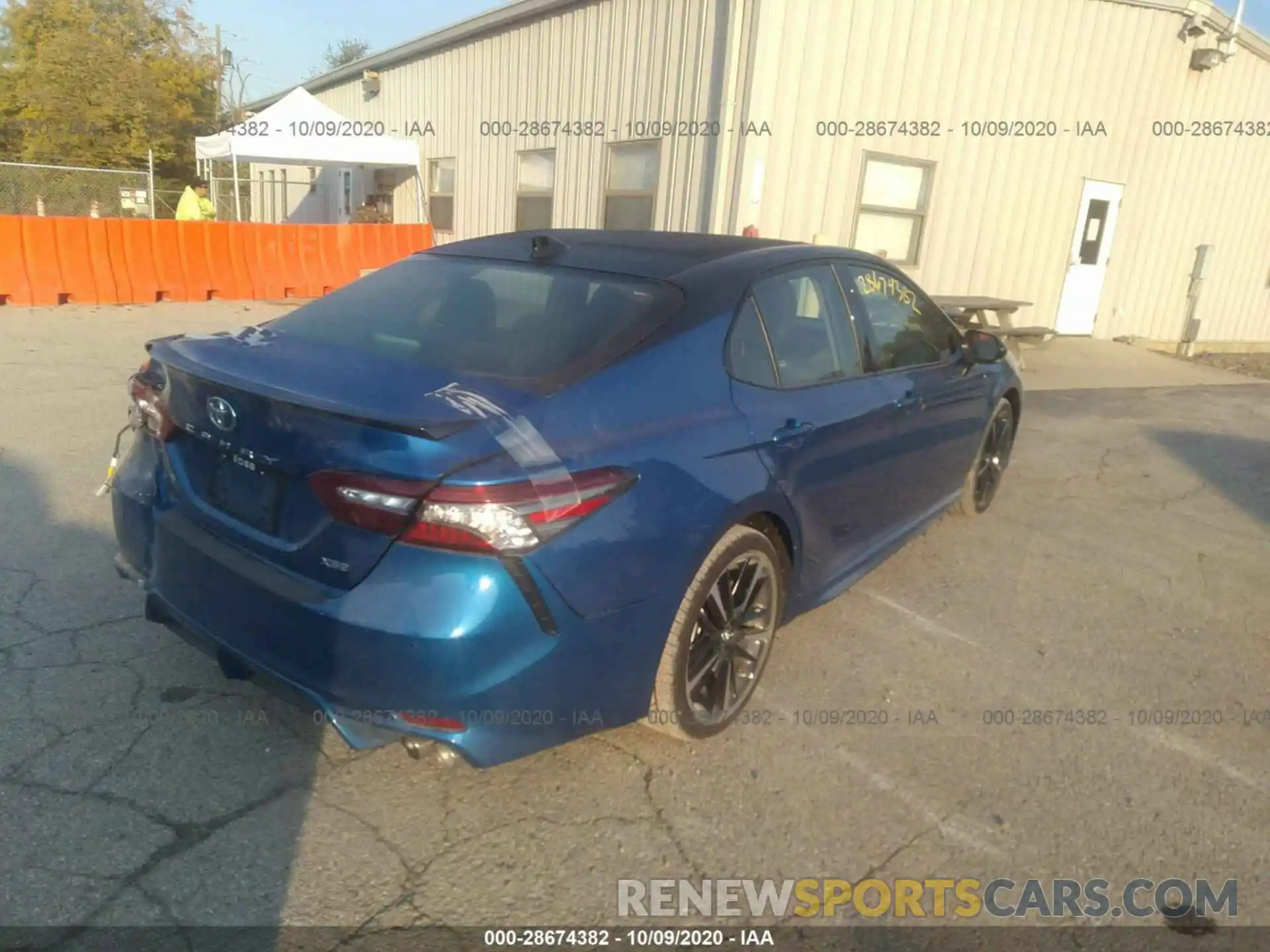 4 Photograph of a damaged car 4T1BZ1HK9KU024797 TOYOTA CAMRY 2019