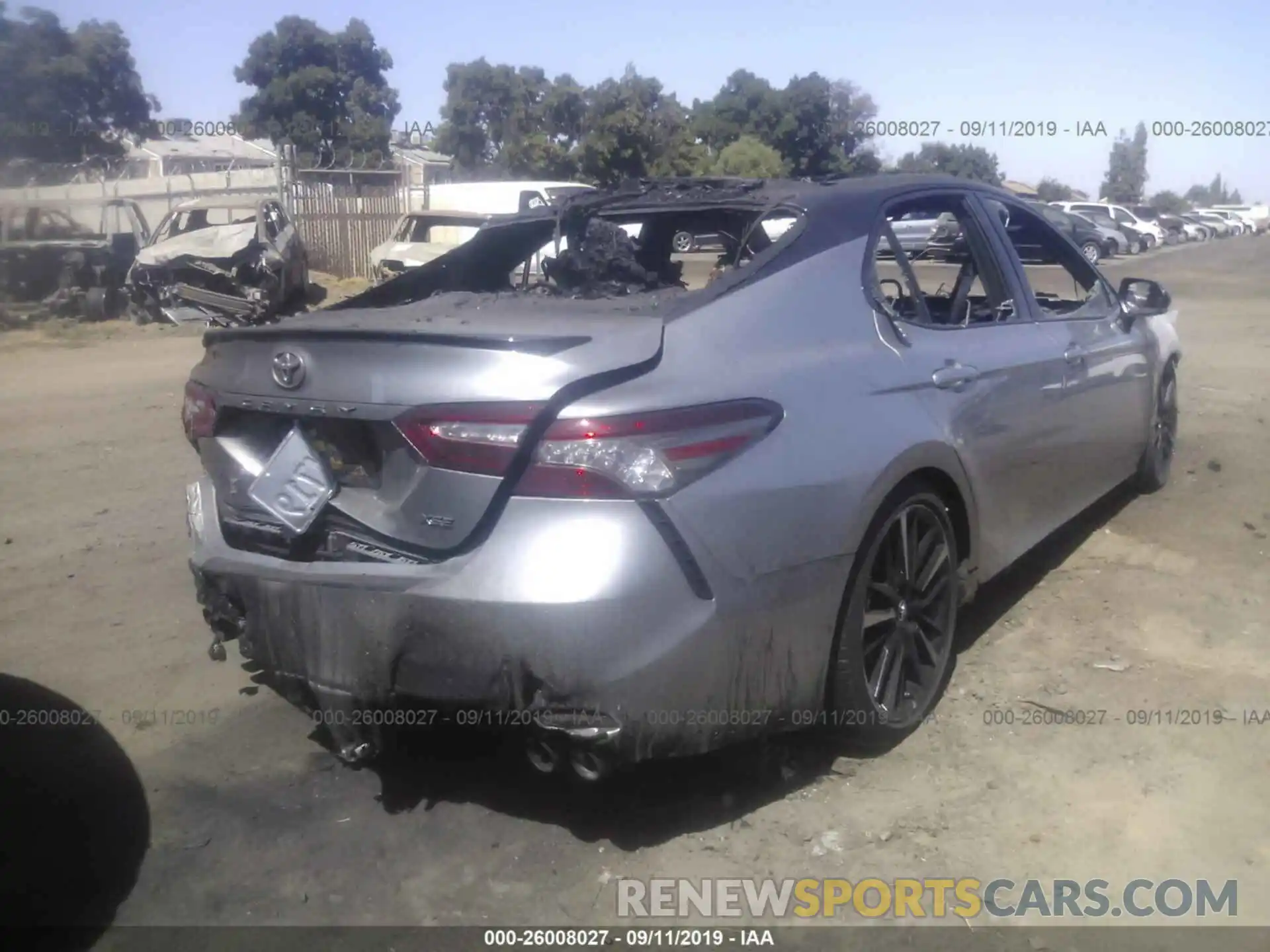 4 Photograph of a damaged car 4T1BZ1HK9KU025223 TOYOTA CAMRY 2019