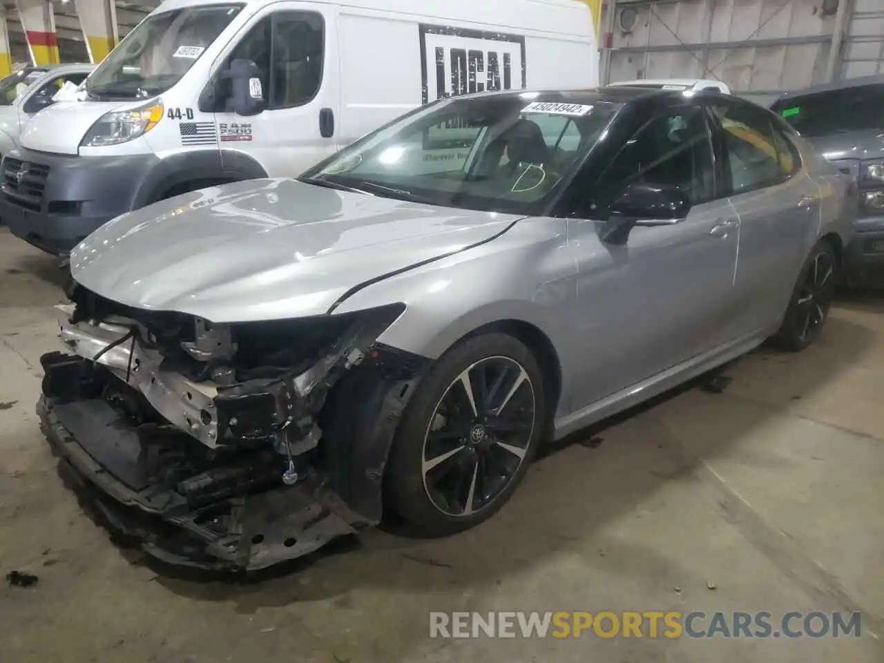 2 Photograph of a damaged car 4T1BZ1HK9KU025934 TOYOTA CAMRY 2019