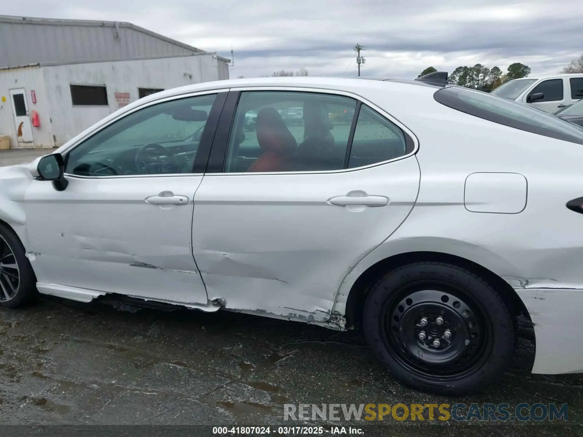 14 Photograph of a damaged car 4T1BZ1HK9KU026436 TOYOTA CAMRY 2019