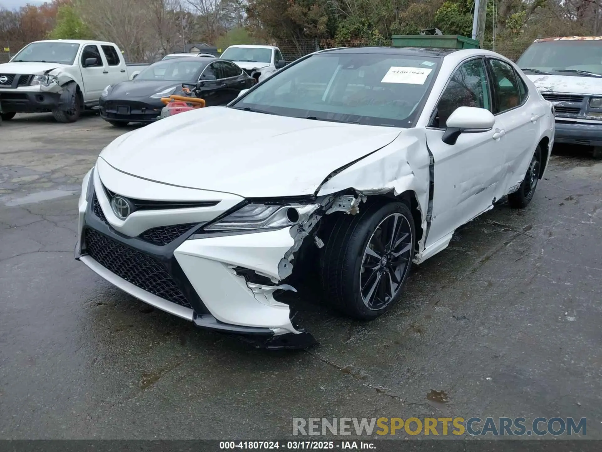 2 Photograph of a damaged car 4T1BZ1HK9KU026436 TOYOTA CAMRY 2019