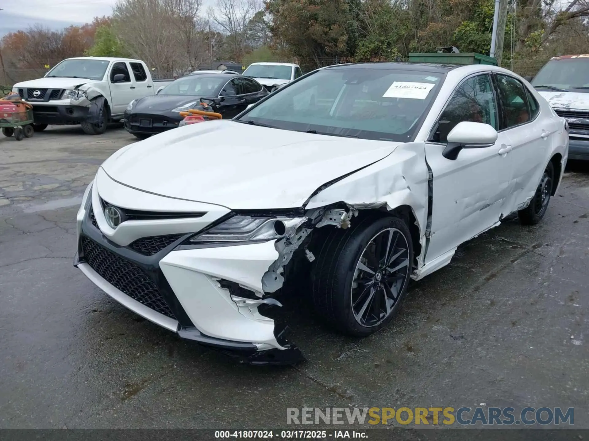 6 Photograph of a damaged car 4T1BZ1HK9KU026436 TOYOTA CAMRY 2019
