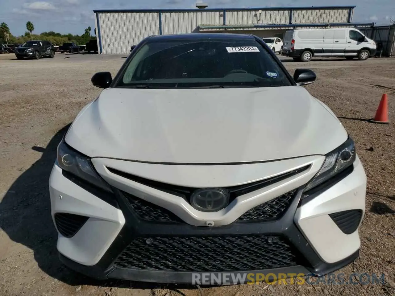 5 Photograph of a damaged car 4T1BZ1HK9KU027926 TOYOTA CAMRY 2019