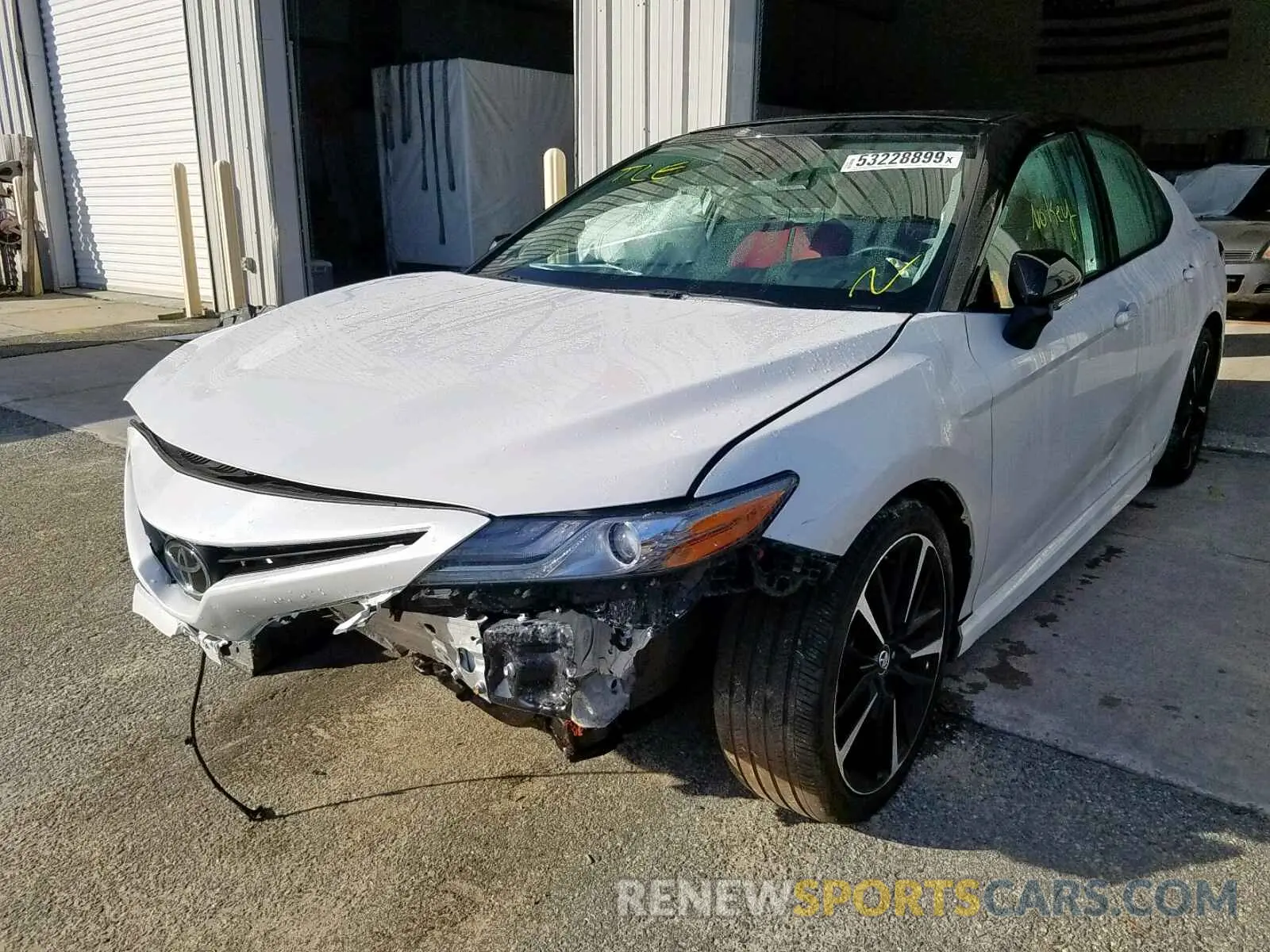2 Photograph of a damaged car 4T1BZ1HK9KU029207 TOYOTA CAMRY 2019