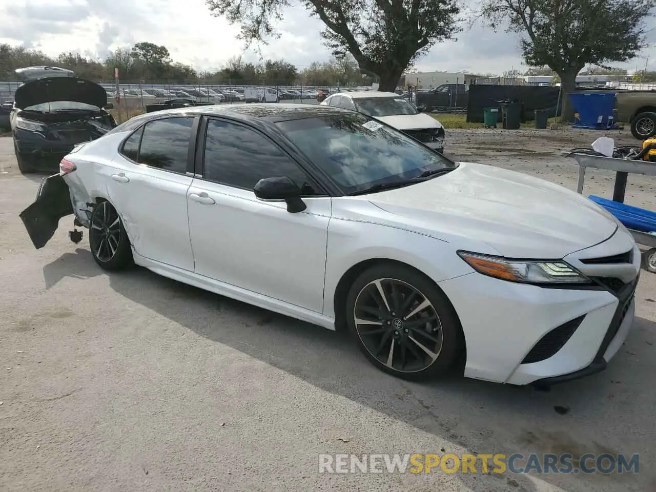 4 Photograph of a damaged car 4T1BZ1HK9KU030311 TOYOTA CAMRY 2019