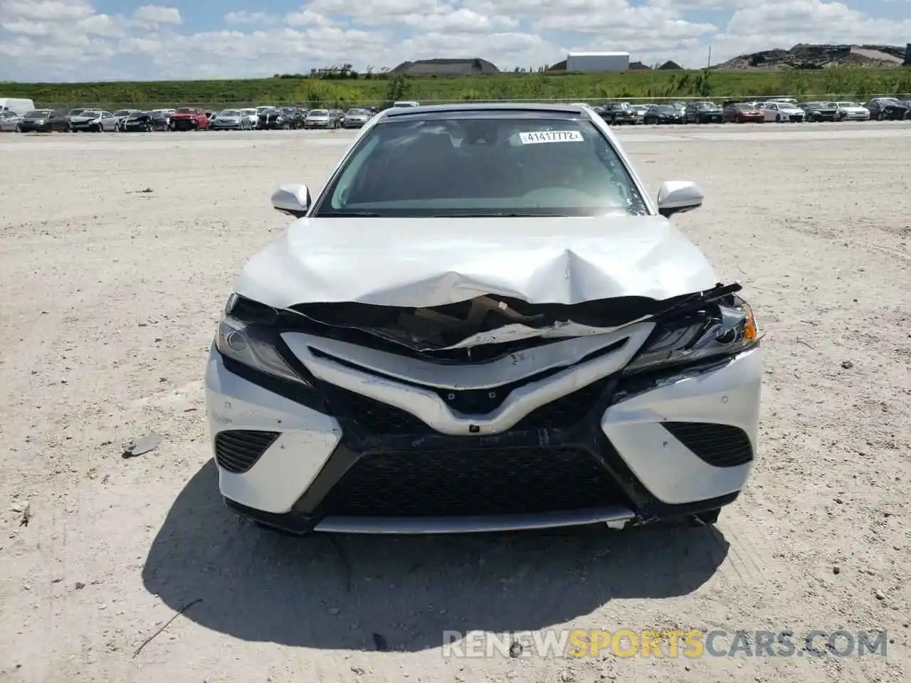 9 Photograph of a damaged car 4T1BZ1HK9KU507271 TOYOTA CAMRY 2019