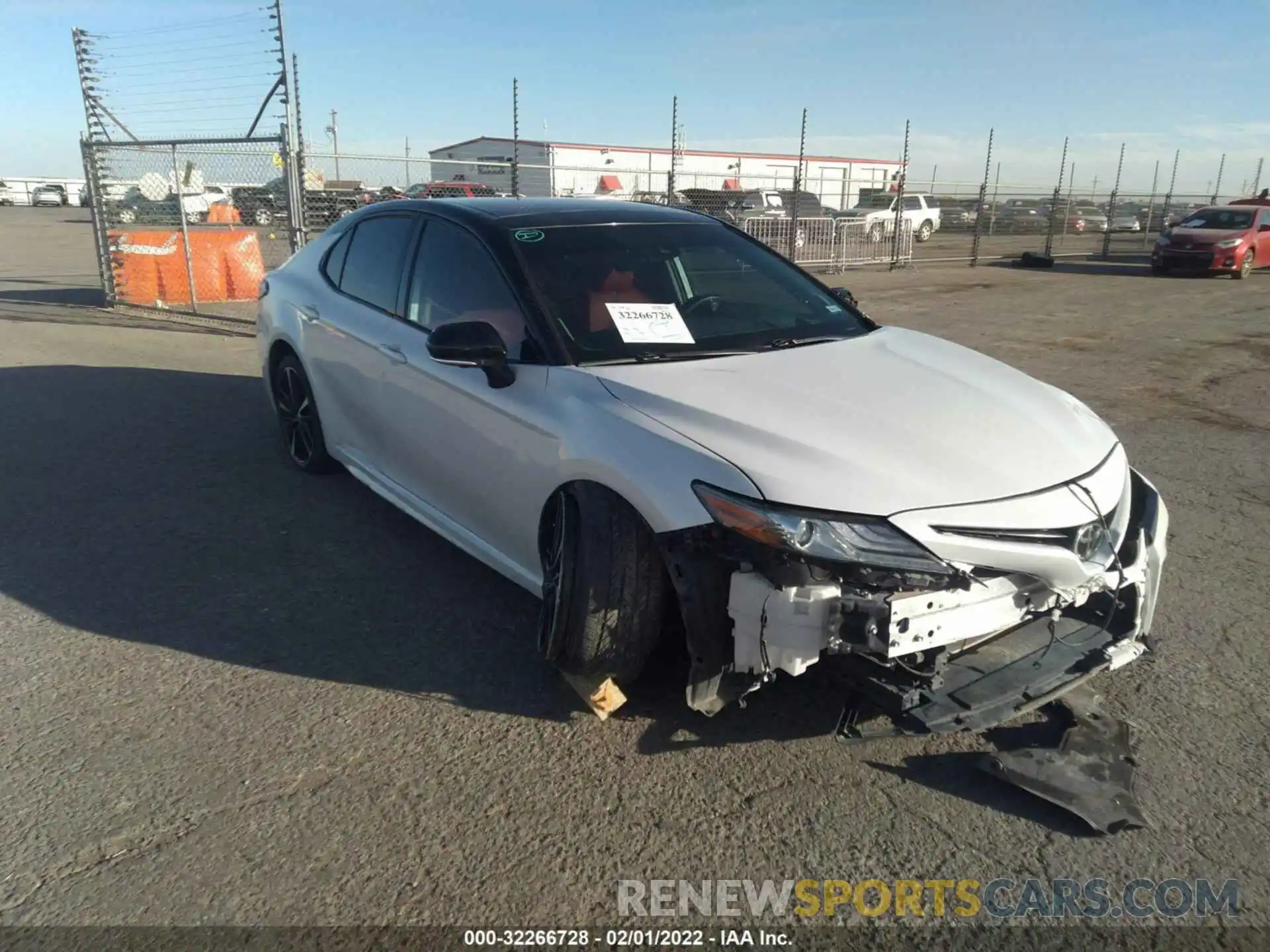 1 Photograph of a damaged car 4T1BZ1HKXKU022928 TOYOTA CAMRY 2019