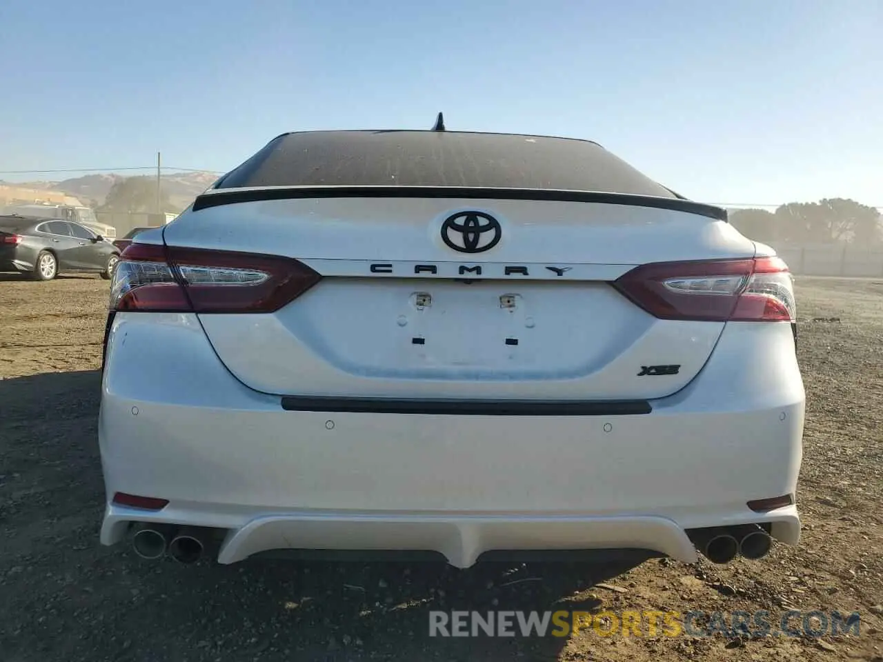 6 Photograph of a damaged car 4T1BZ1HKXKU024503 TOYOTA CAMRY 2019