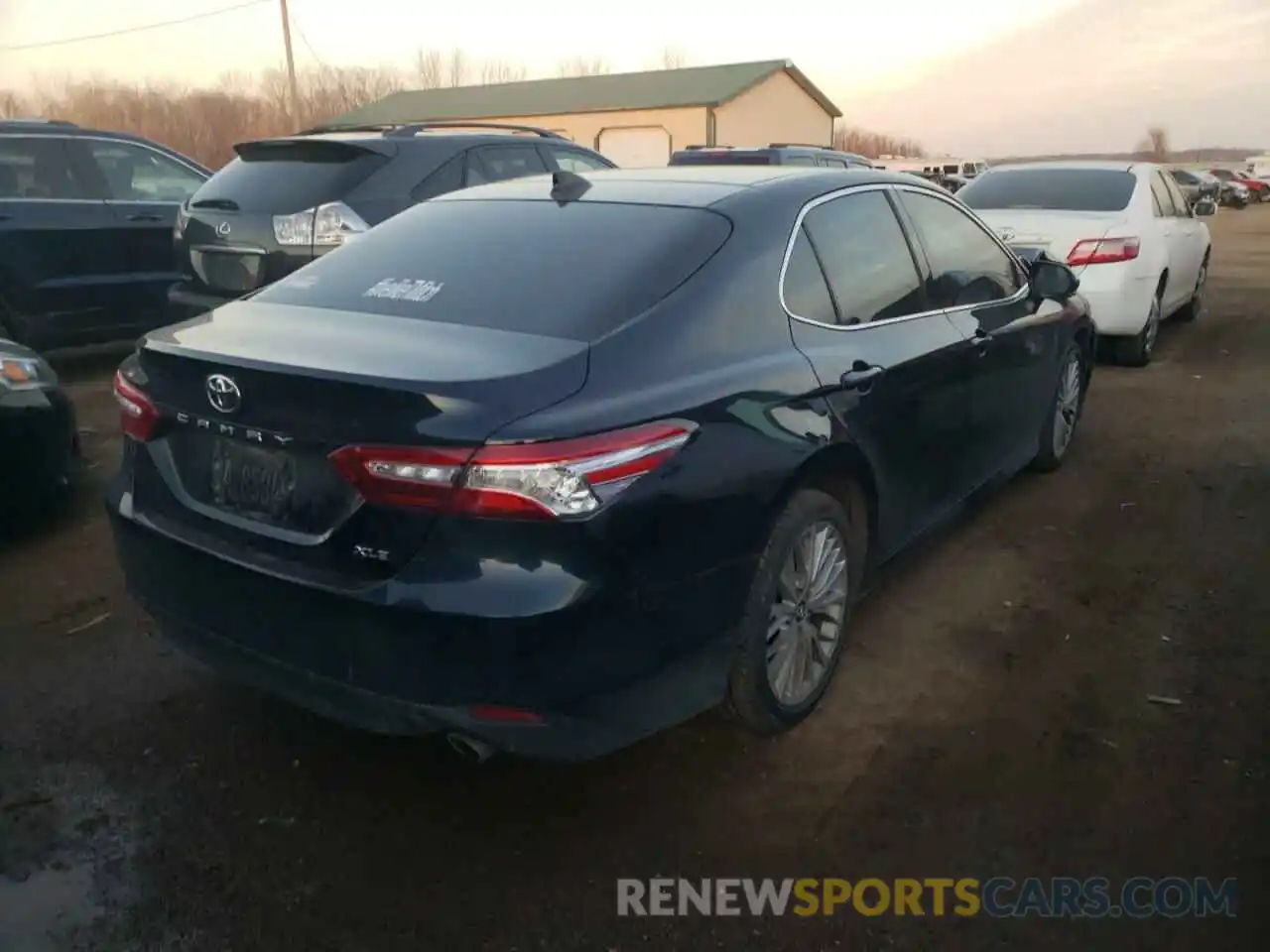 4 Photograph of a damaged car 4T1BZ1HKXKU030396 TOYOTA CAMRY 2019