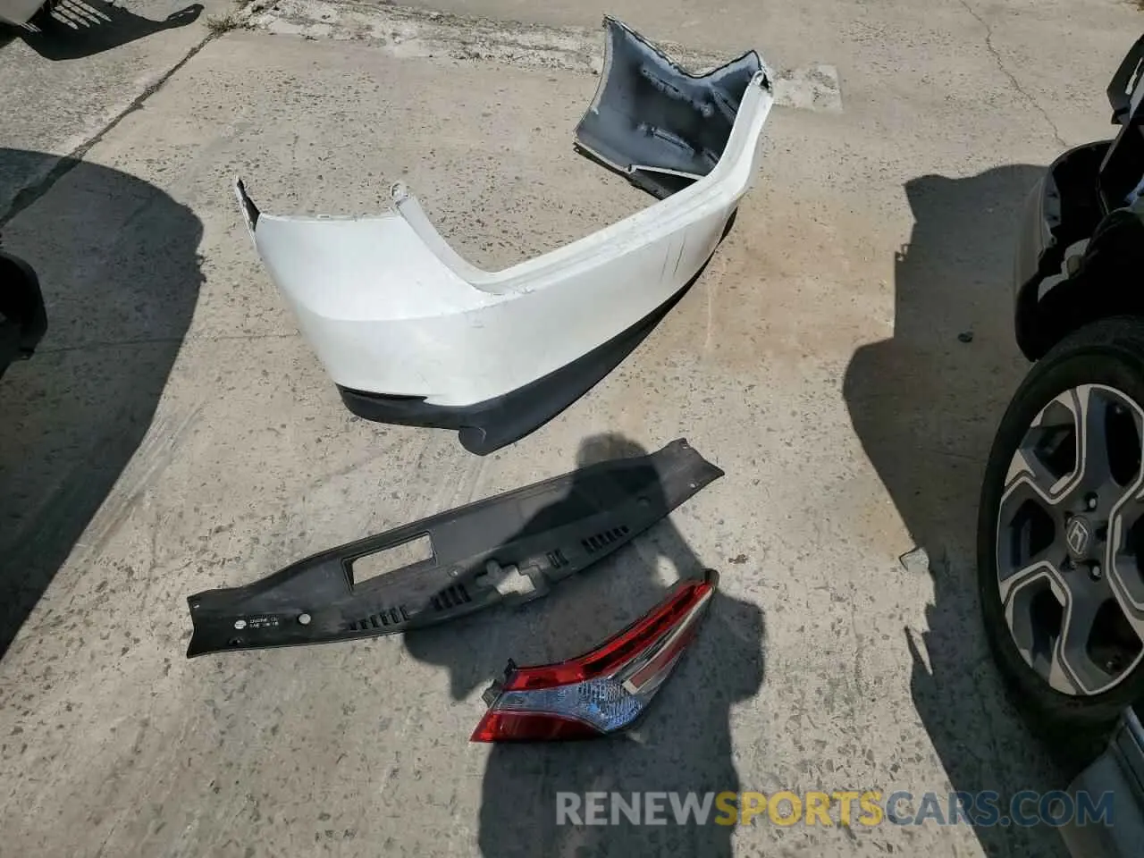 12 Photograph of a damaged car JTNB11HK5K3082984 TOYOTA CAMRY 2019