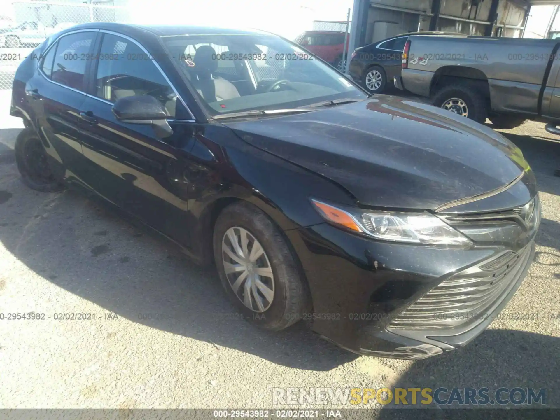 1 Photograph of a damaged car 4T1A11AK2LU857727 TOYOTA CAMRY 2020