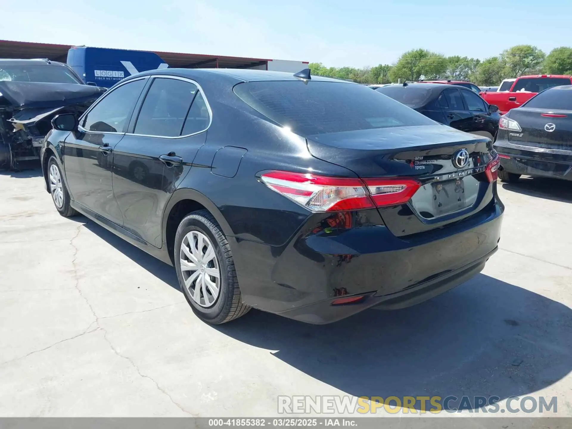 3 Photograph of a damaged car 4T1A11AK4LU868616 TOYOTA CAMRY 2020