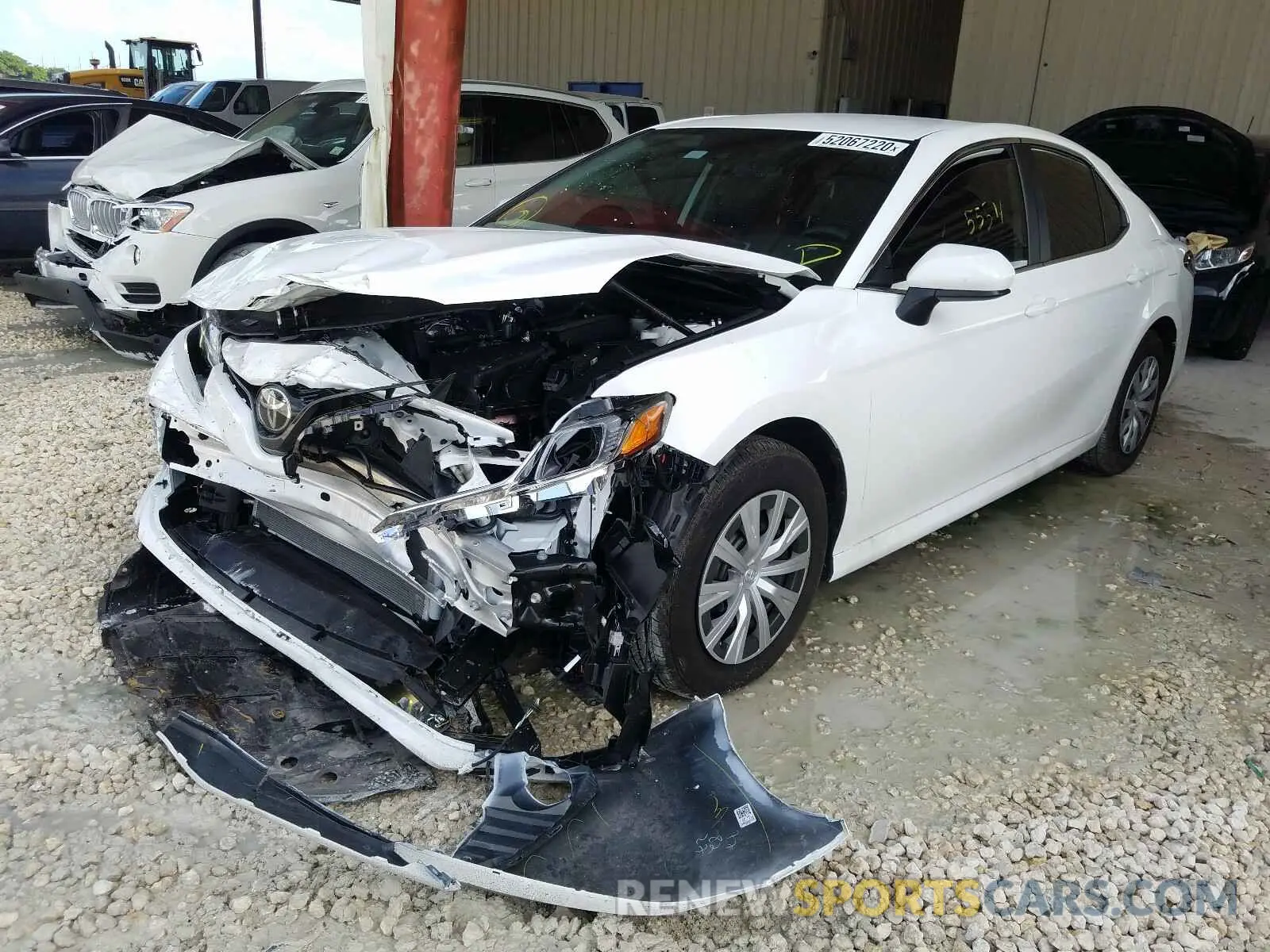 2 Photograph of a damaged car 4T1A11AK4LU956081 TOYOTA CAMRY 2020