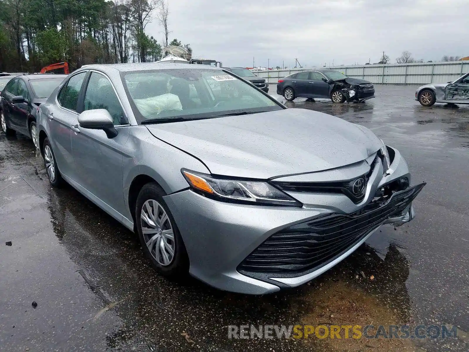 1 Photograph of a damaged car 4T1A11AK7LU894725 TOYOTA CAMRY 2020