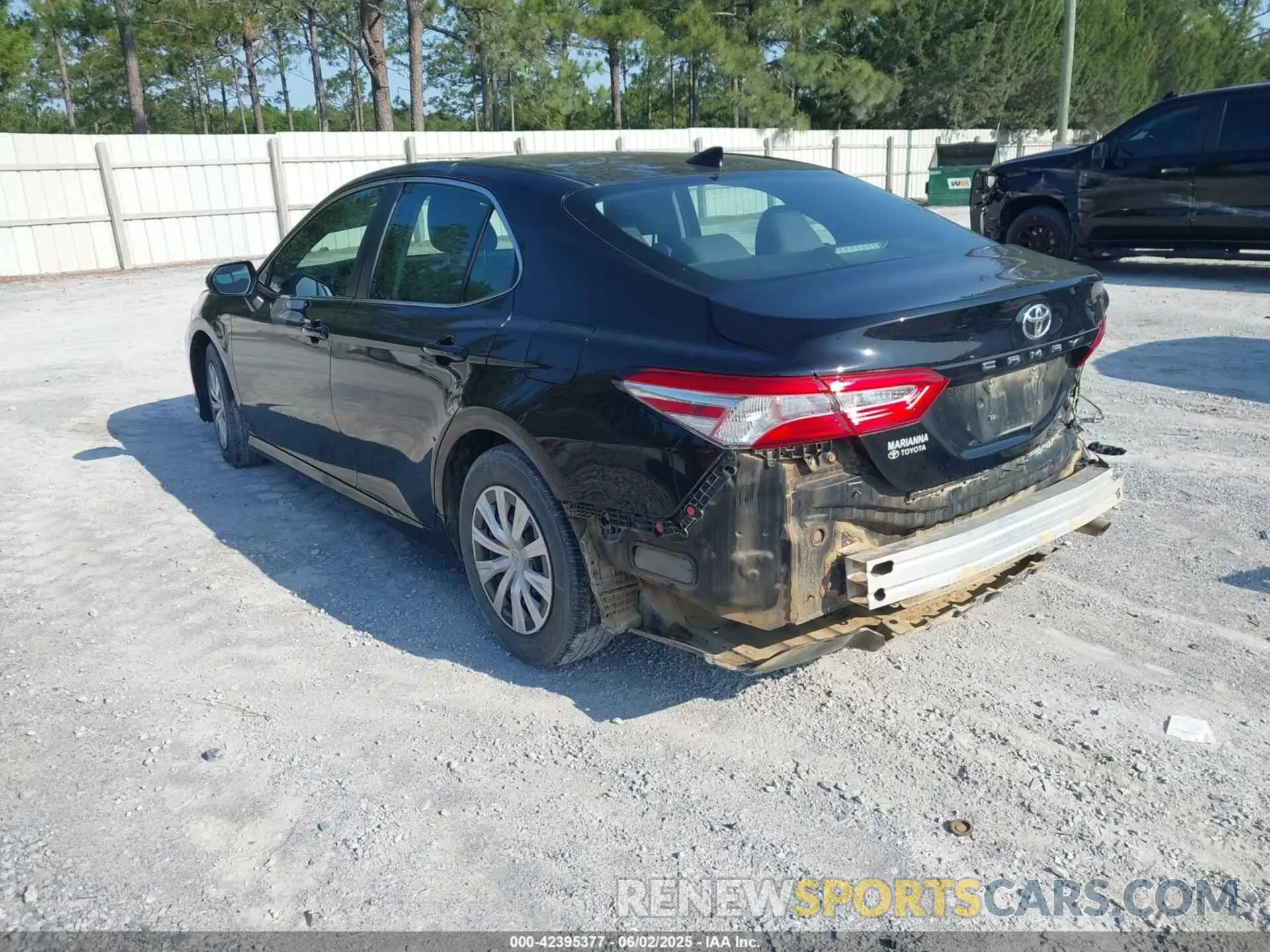 3 Photograph of a damaged car 4T1A11AK8LU972879 TOYOTA CAMRY 2020