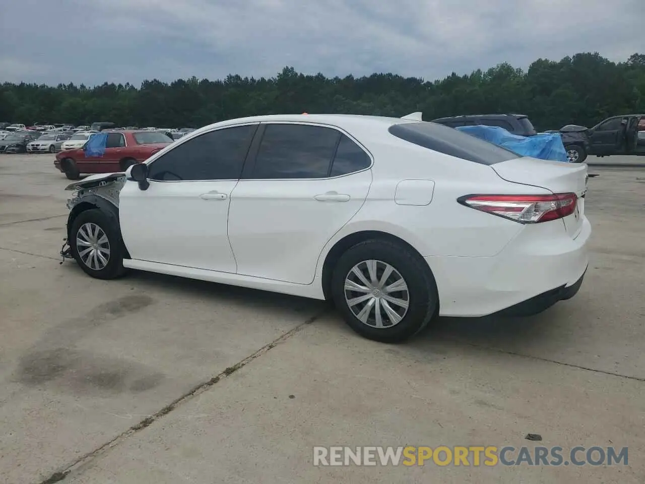 2 Photograph of a damaged car 4T1A11AK9LU992798 TOYOTA CAMRY 2020