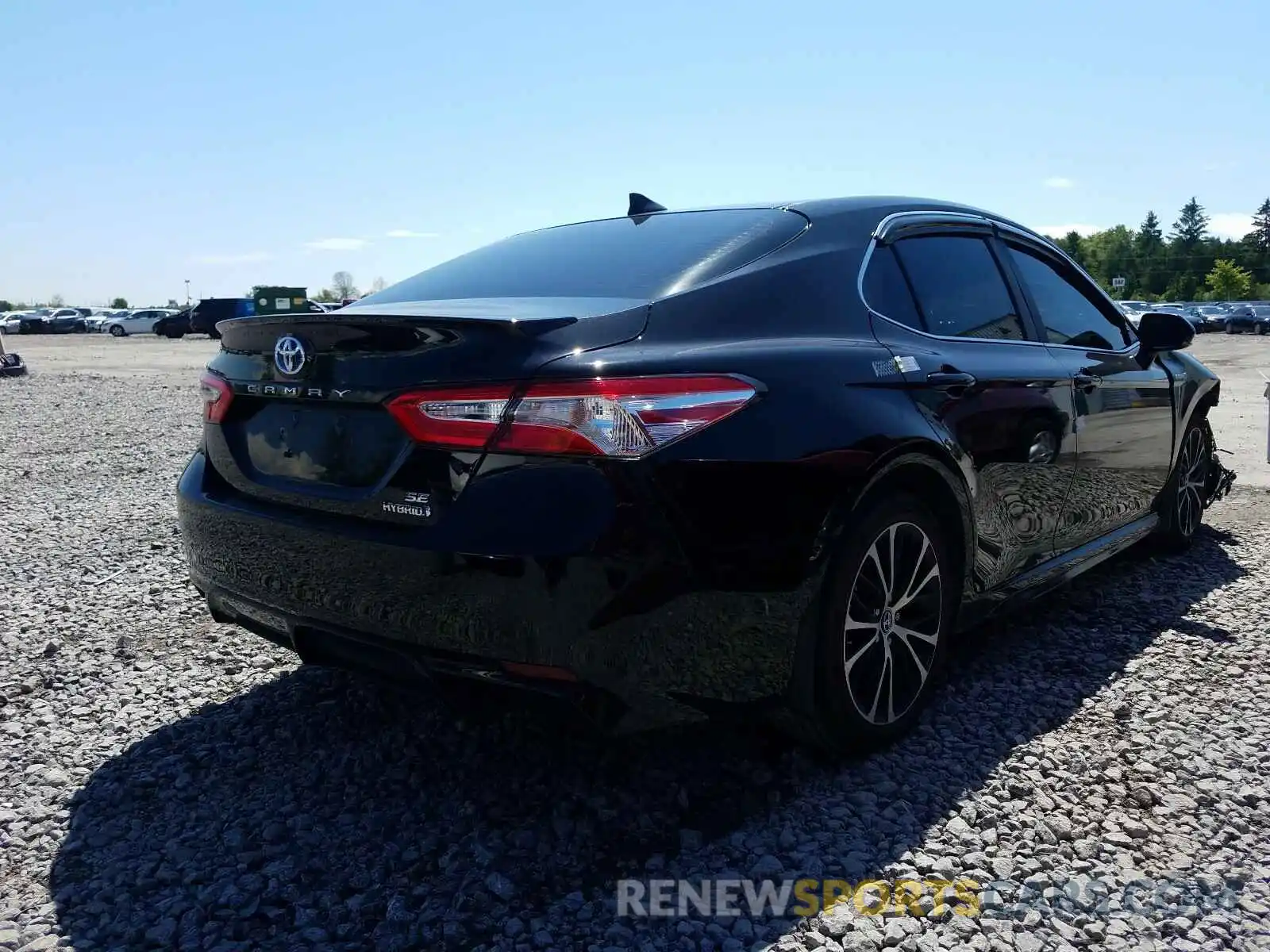 4 Photograph of a damaged car 4T1B21HK7LU522518 TOYOTA CAMRY 2020