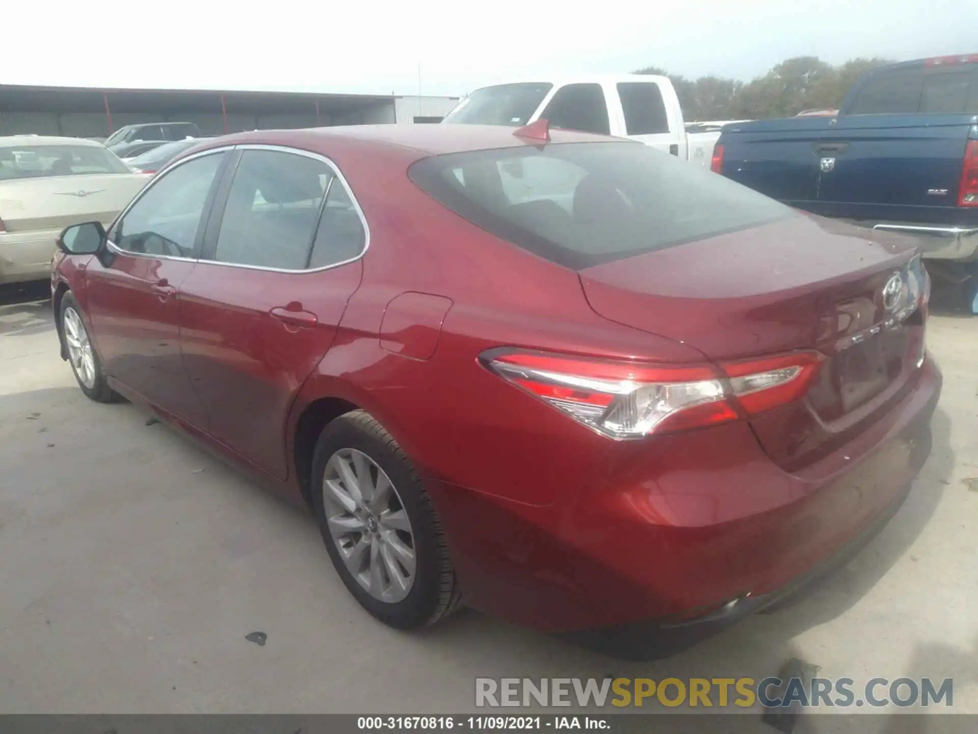 3 Photograph of a damaged car 4T1C11AK0LU301134 TOYOTA CAMRY 2020