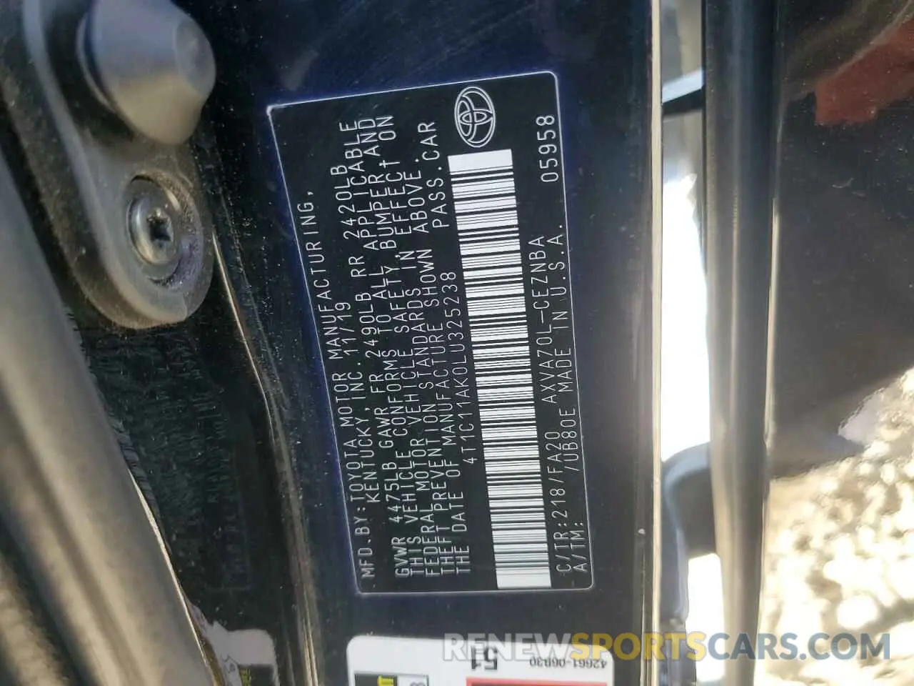 12 Photograph of a damaged car 4T1C11AK0LU325238 TOYOTA CAMRY 2020