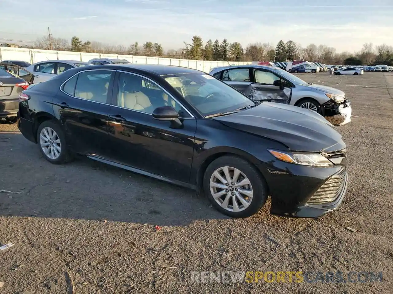 4 Photograph of a damaged car 4T1C11AK0LU328477 TOYOTA CAMRY 2020