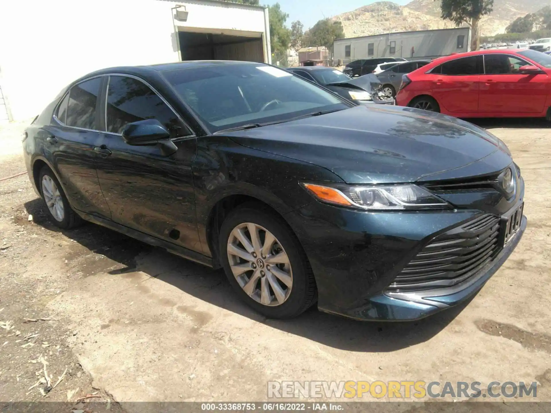 1 Photograph of a damaged car 4T1C11AK0LU342007 TOYOTA CAMRY 2020