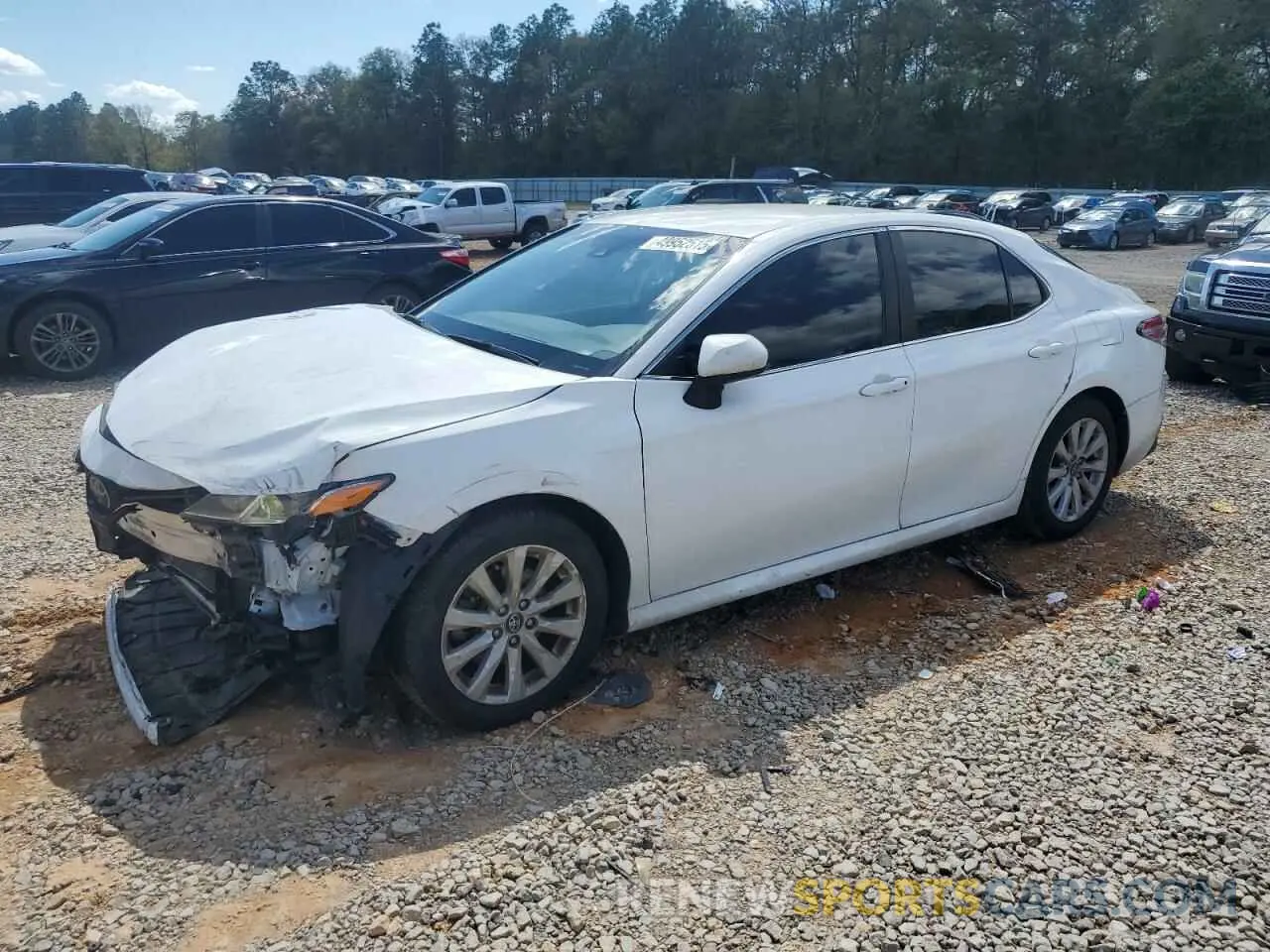 1 Photograph of a damaged car 4T1C11AK0LU347112 TOYOTA CAMRY 2020