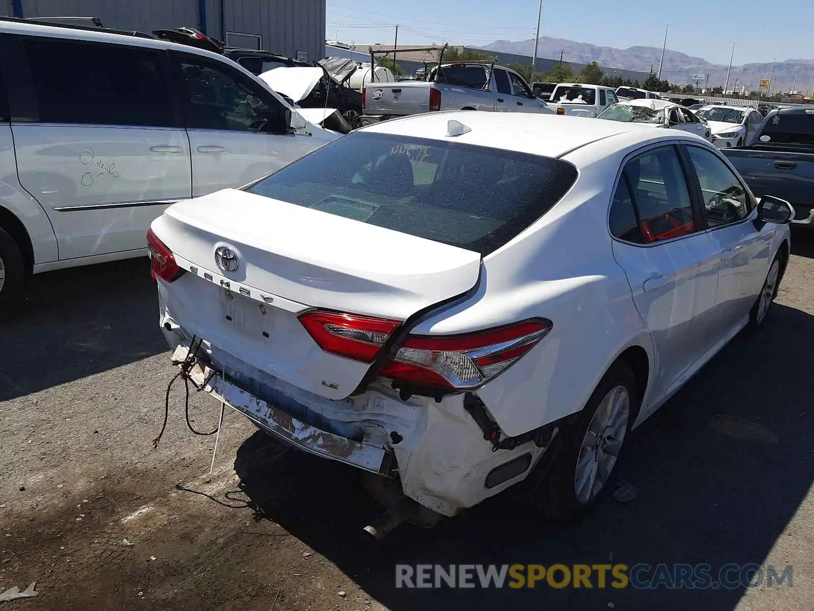 4 Photograph of a damaged car 4T1C11AK0LU347417 TOYOTA CAMRY 2020